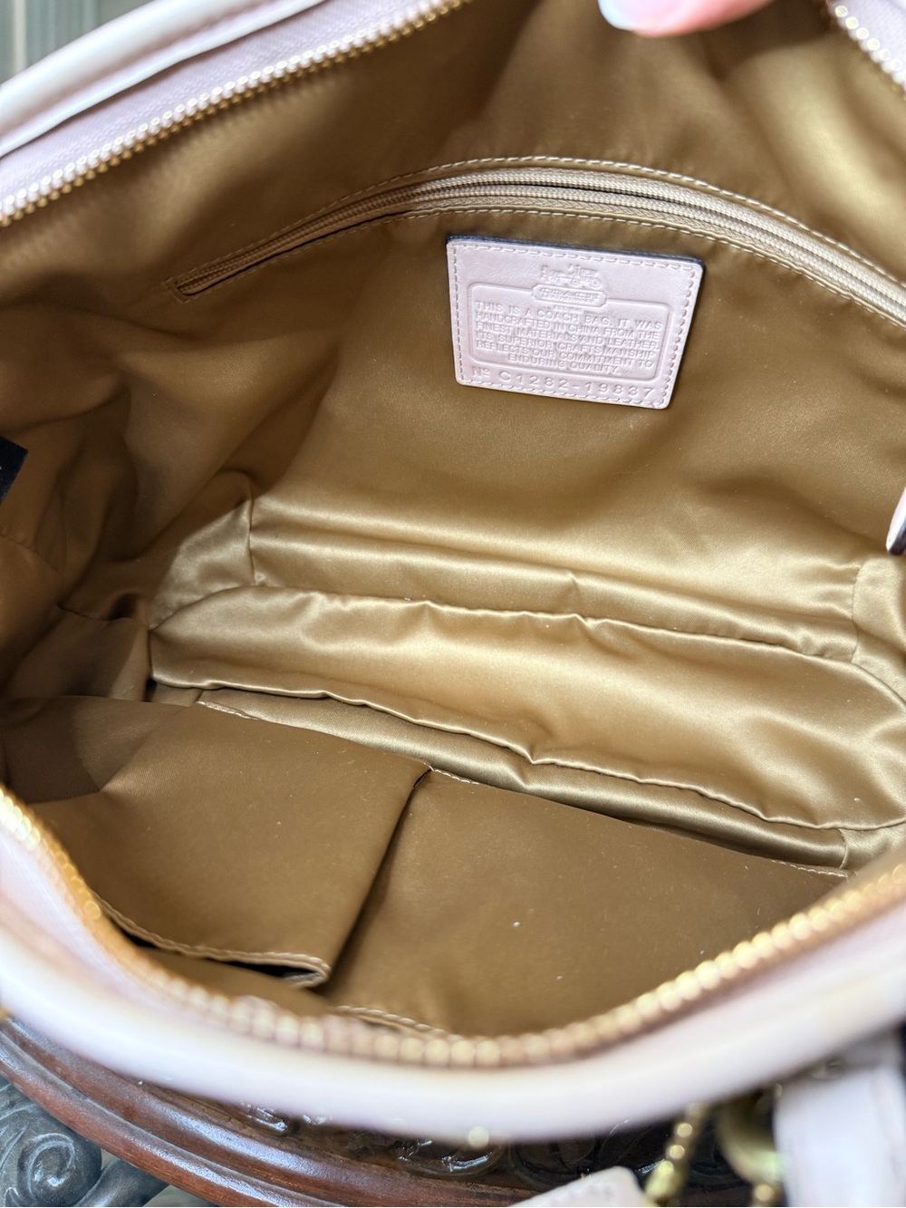 Coach Blush Pink Woven Leather Shoulder Bag with Gold Hardware - Picture 5 of 8